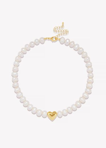 Freshwater Pearl choker with gold heart.